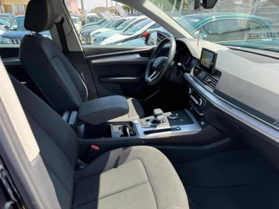 Audi Q5 2.0 TDI 190 CV quattro S tronic Business Sport (18)