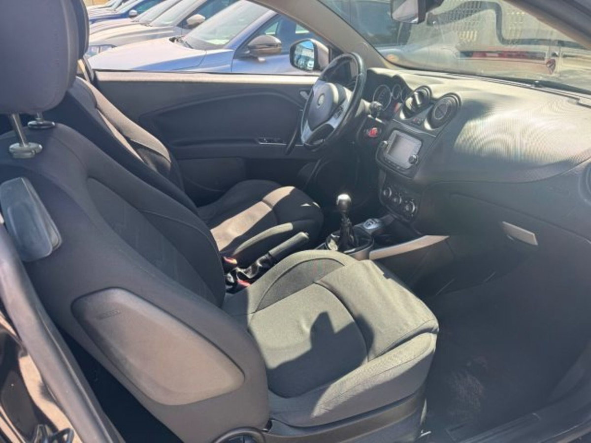 Alfa Romeo MiTo 1.3 JTDm 85 CV S&S Distinctive (10)