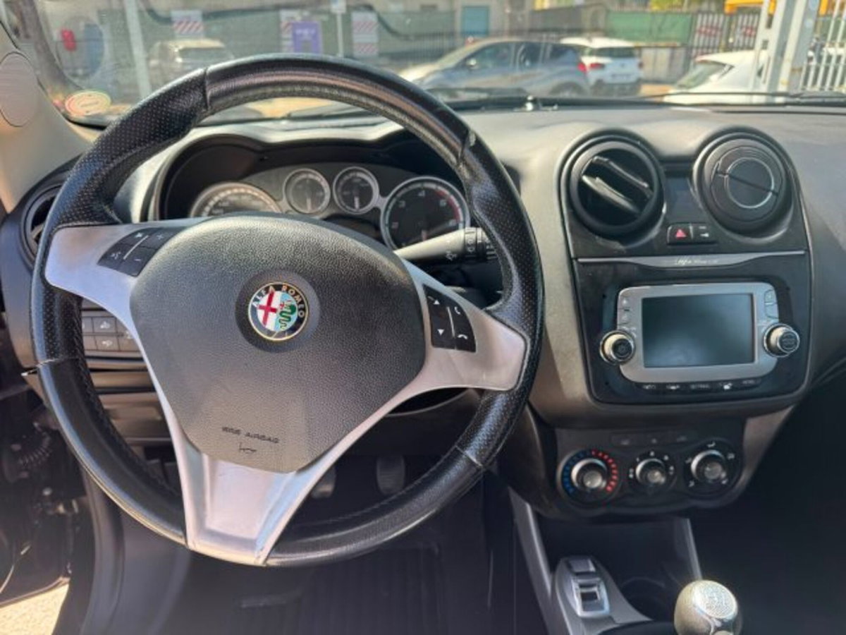 Alfa Romeo MiTo 1.3 JTDm 85 CV S&S Distinctive (9)