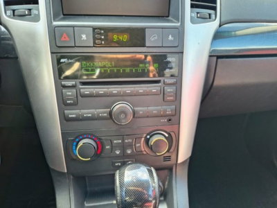 Chevrolet Captiva 2.0 VCDi LTX (9)