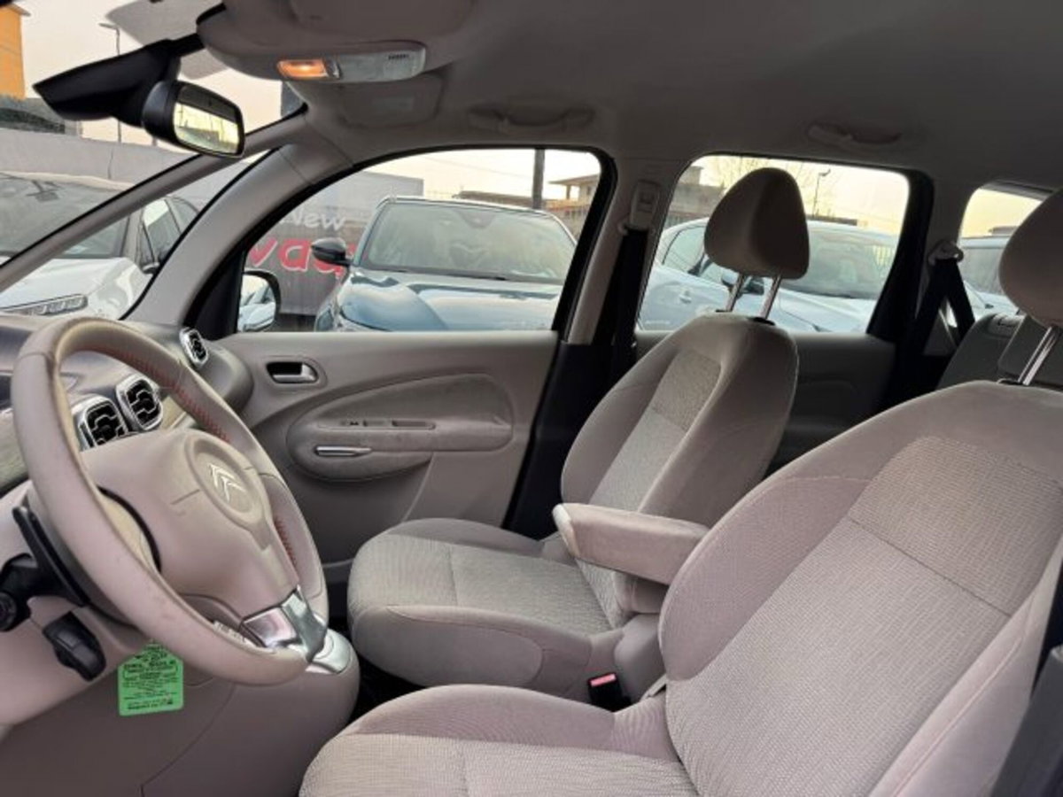 Citroen C3 Picasso 1.6 HDi 90 Exclusive Theatre (11)