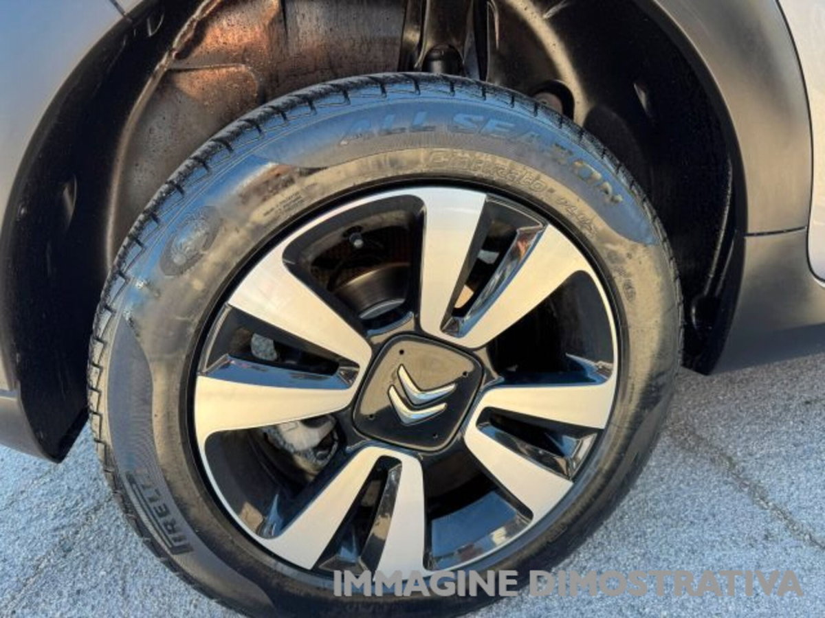 Citroen C3 PureTech 110 S&S EAT6 Shine Pack (19)