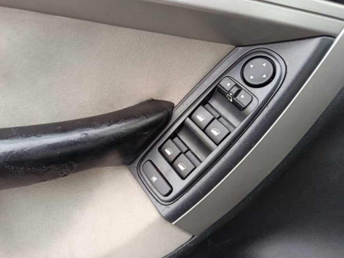 Citroen C4 Picasso 1.6 HDi 110 FAP CMP6 airdream Ideal (9)
