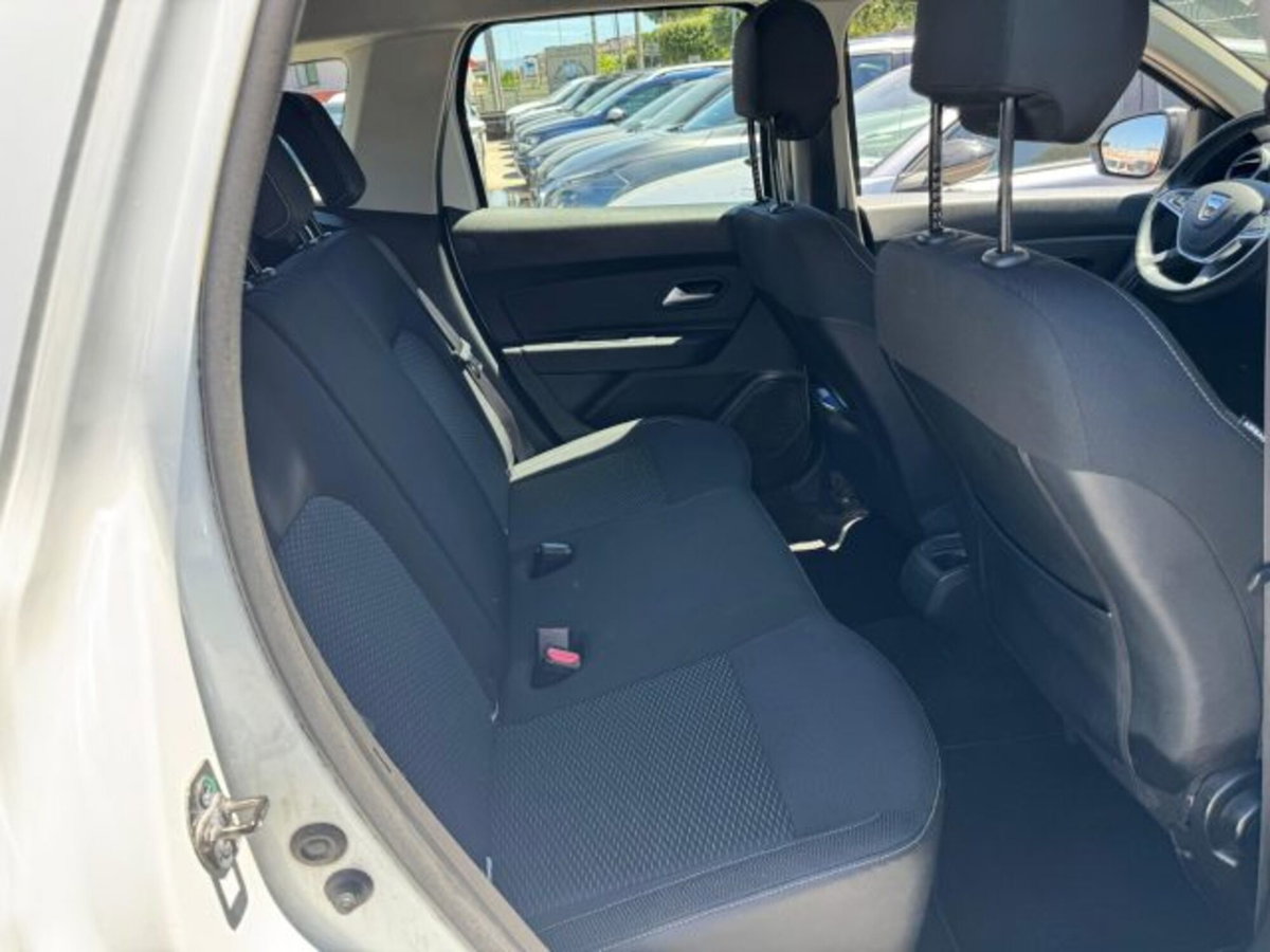 Dacia Duster 1.6 SCe GPL 4x2 Prestige (11)