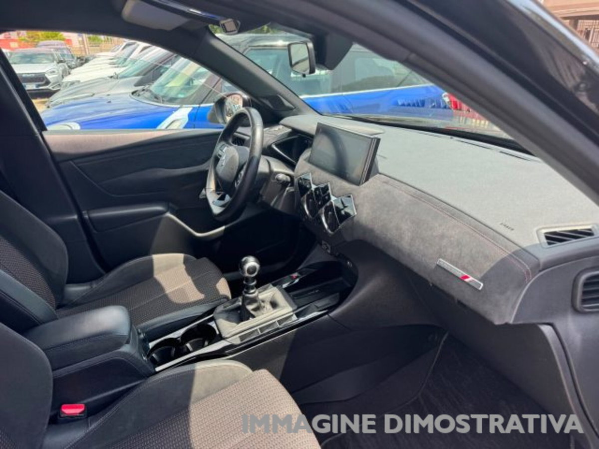 Ds DS 3 DS 3 Crossback BlueHDi 100 So Chic (12)