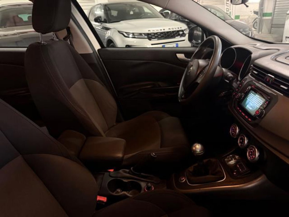 Alfa Romeo Giulietta 1.4 tb Progression 105cv (11)