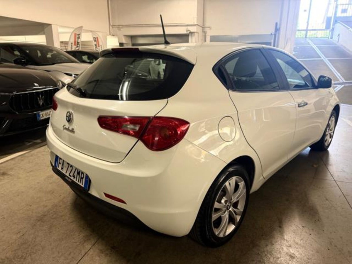 Alfa Romeo Giulietta 1.4 tb Progression 105cv (7)