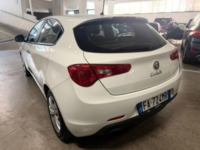 Alfa Romeo Giulietta 1.4 tb Progression 105cv (9)