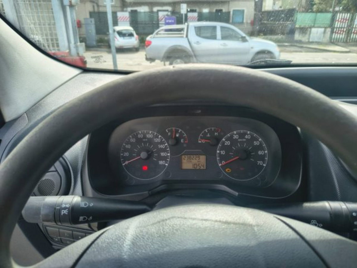 Fiat Fiorino 1.3 MJT 75CV Combi Semi SX (8)