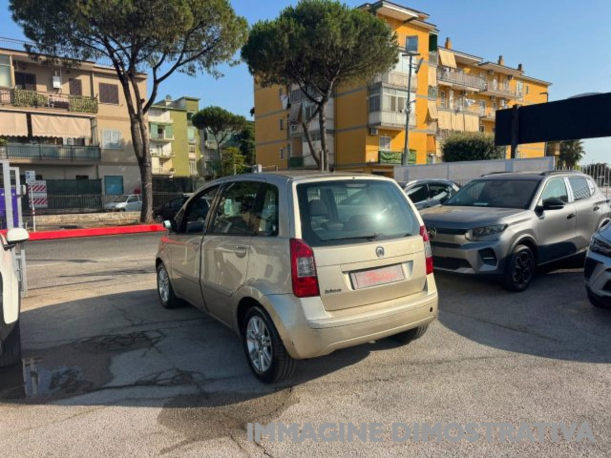 Fiat Idea 1.3 Multijet 16V 90 CV BlackMotion (4)