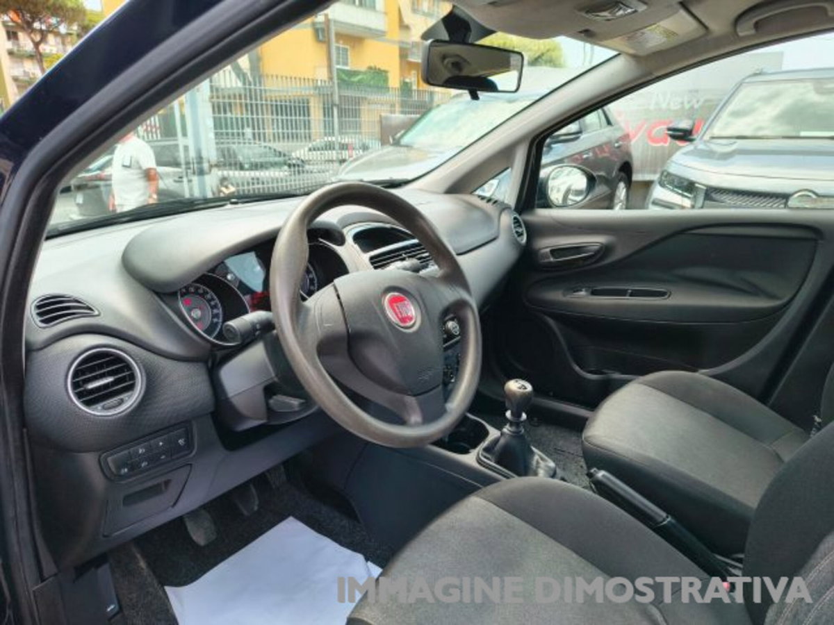 Fiat Punto 1.4 8V 5 porte Natural Power Lounge (11)