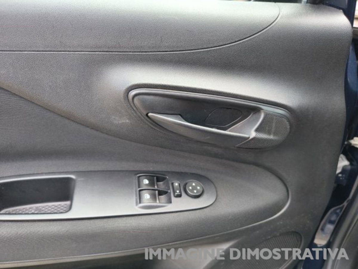 Fiat Punto 1.4 8V 5 porte Natural Power Lounge (12)