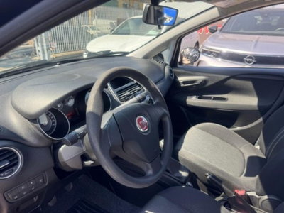 Fiat Punto 1.4 8V 5 porte Natural Power Street (10)