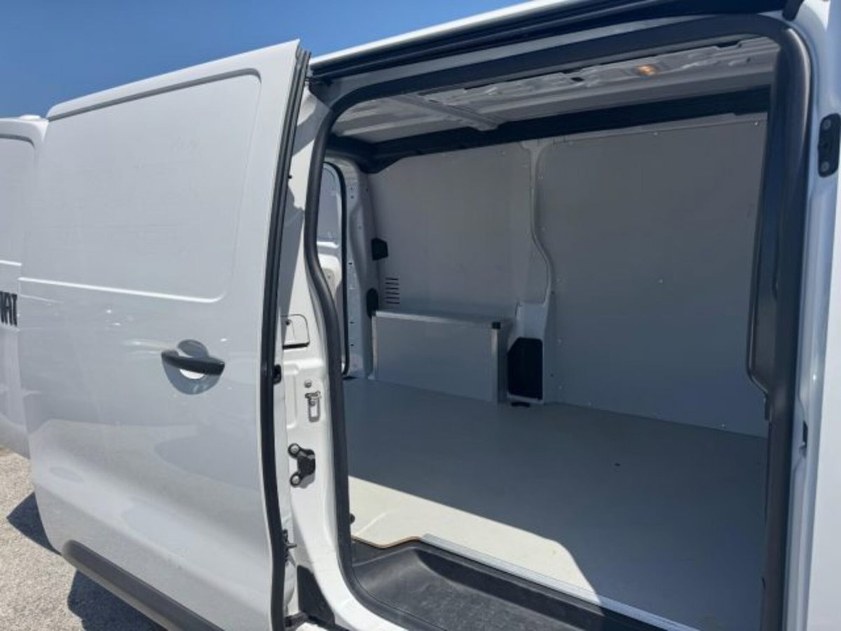 Fiat Scudo Furgone ce 1.5 bluehdi 120cv L3H1 (17)