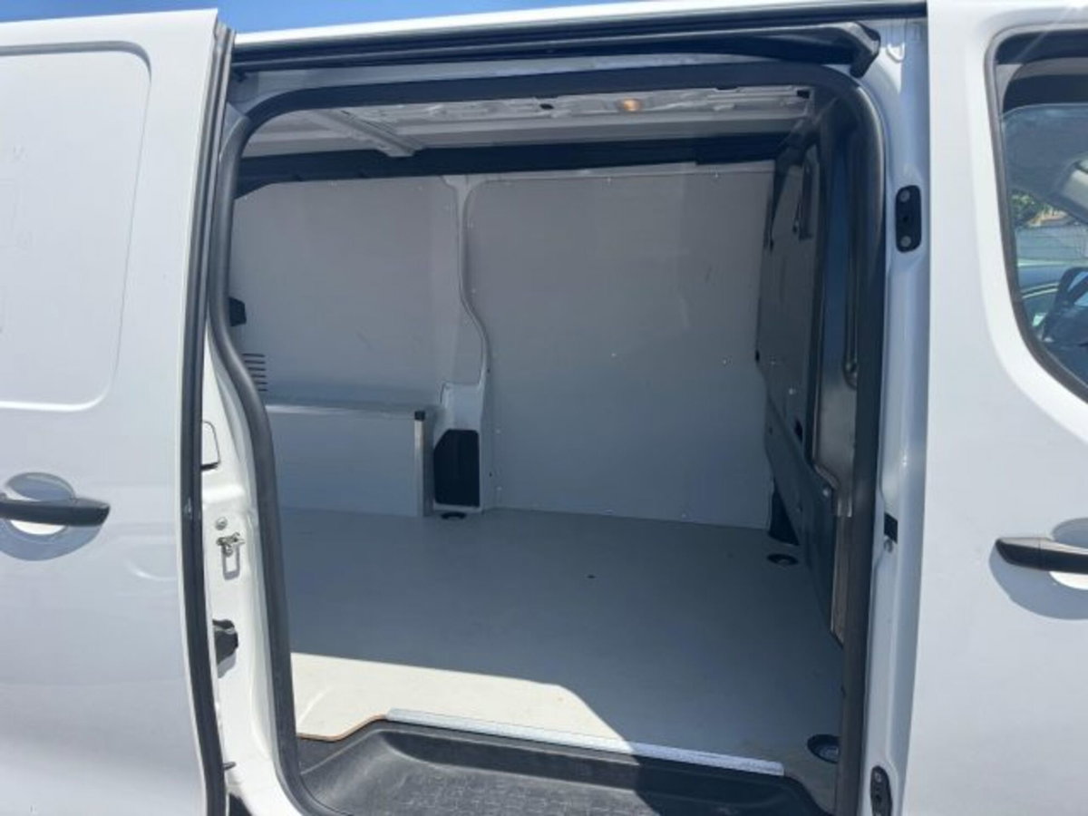 Fiat Scudo Furgone ce 1.5 bluehdi 120cv L3H1 (18)