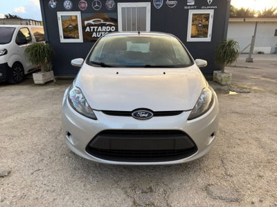 Ford Fiesta 1.6 TDCi 95 CV 5p. Titanium (2)