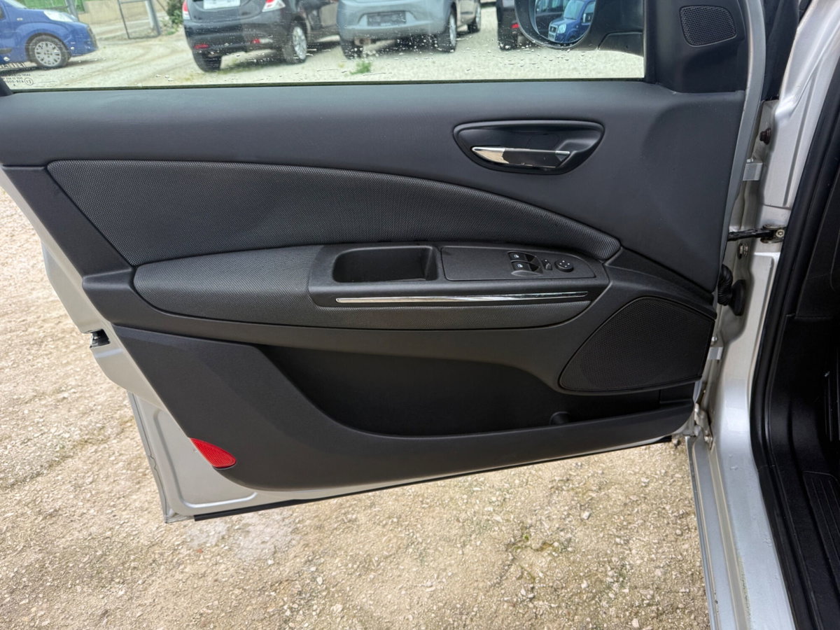 Fiat Bravo 1.6 MJT 105 CV DPF Dynamic (9)