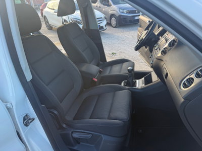 Volkswagen Tiguan 2.0 TDI DPF 4MOTION tiptronic Sport & Style (19)