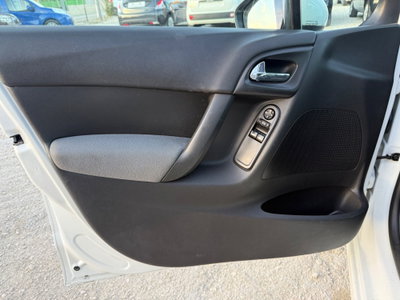 Citroen C3 1.4 HDi 70 Seduction (9)