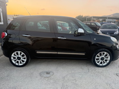 Fiat 500L Living 1.6 Multijet 105 CV Lounge (4)