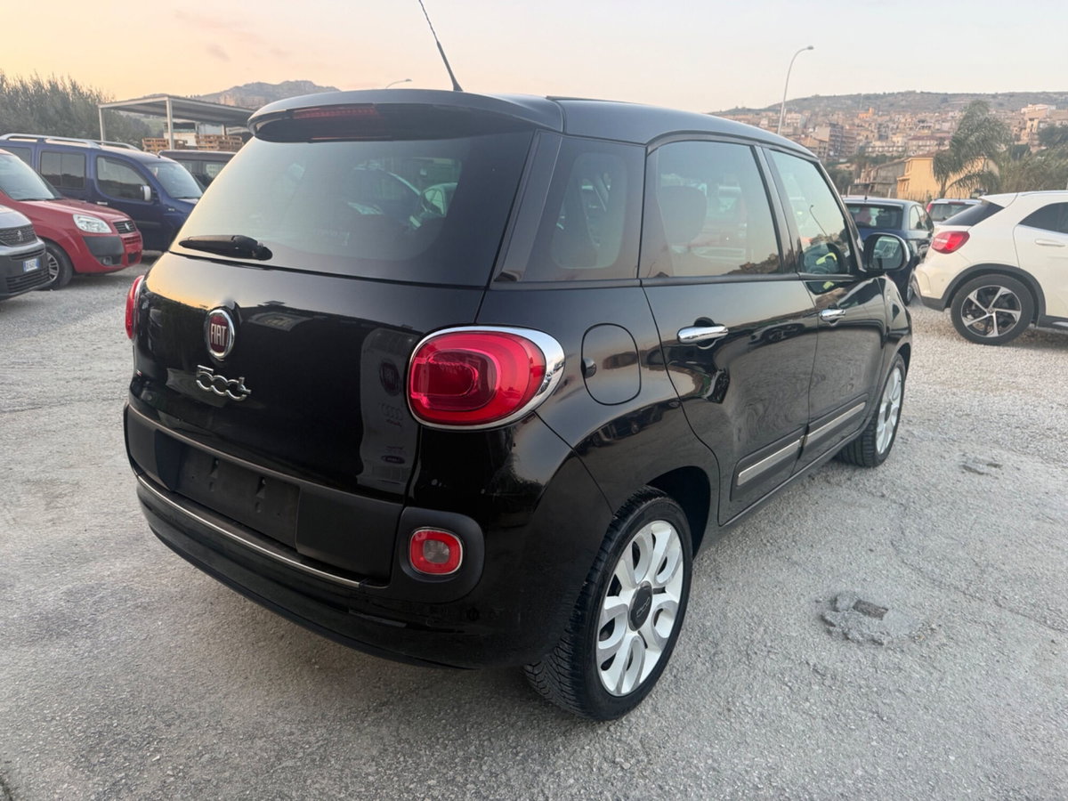 Fiat 500L Living 1.6 Multijet 105 CV Lounge (5)