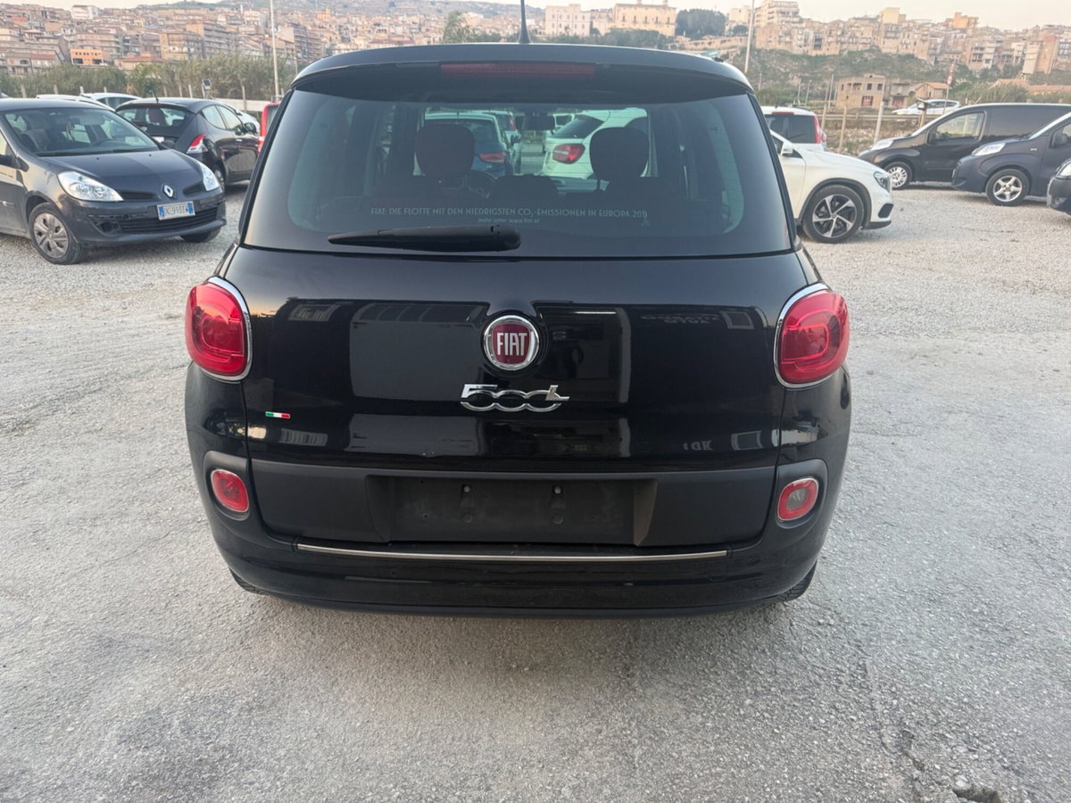 Fiat 500L Living 1.6 Multijet 105 CV Lounge (6)