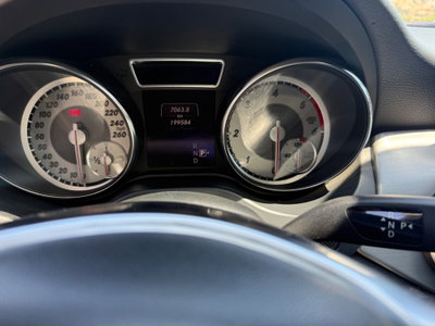 Mercedes-Benz GLA SUV 220 CDI Automatic 4Matic Premium (12)