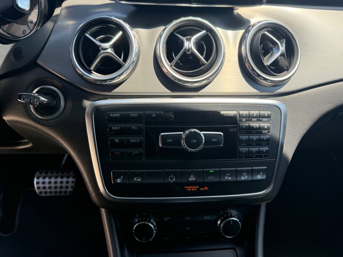 Mercedes-Benz GLA SUV 220 CDI Automatic 4Matic Premium (15)