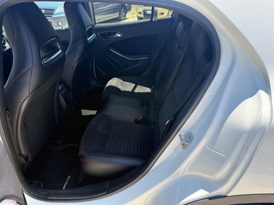 Mercedes-Benz GLA SUV 220 CDI Automatic 4Matic Premium (18)