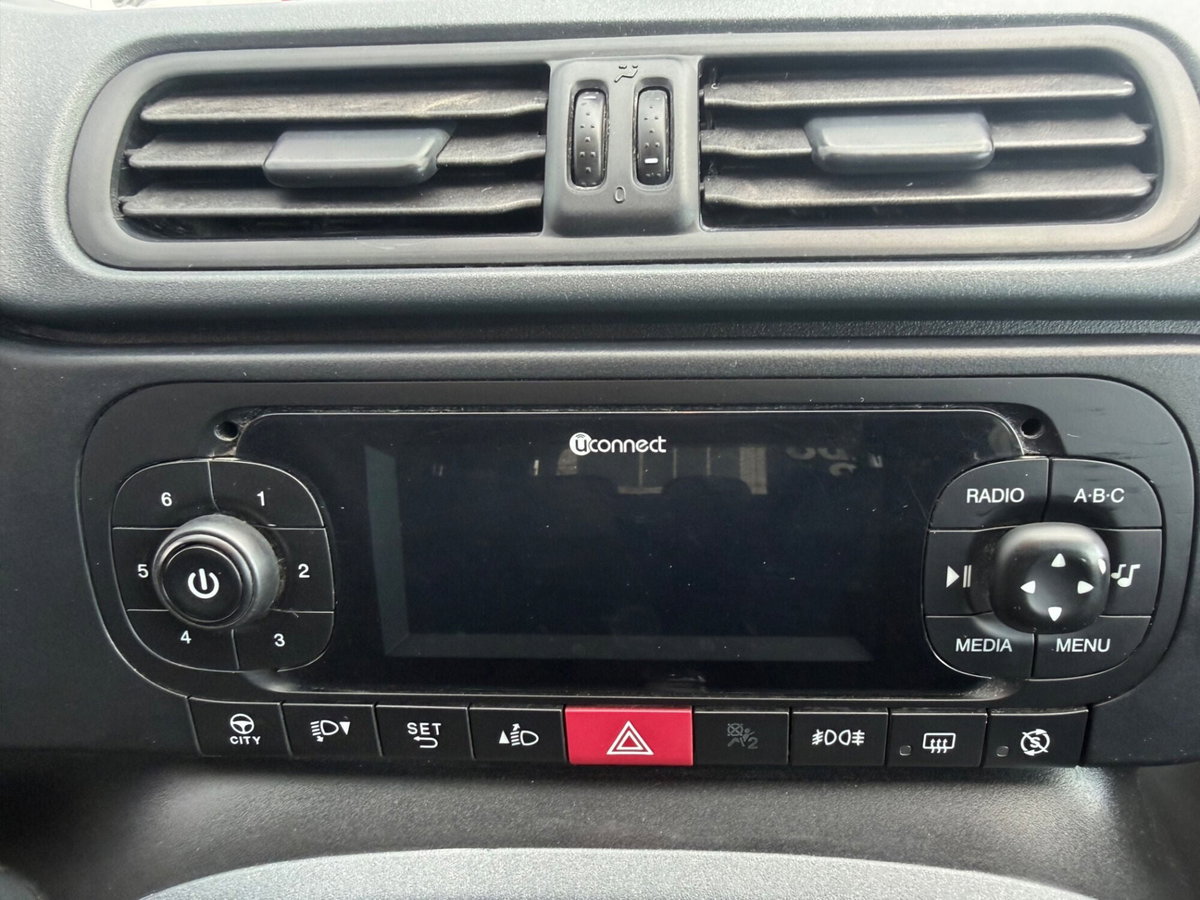 Fiat Panda 1.3 MJT 80 CV S&S Lounge (14)