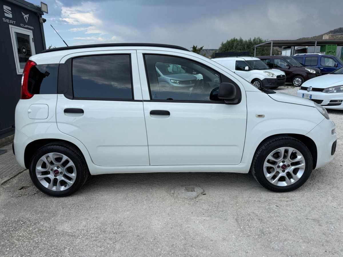Fiat Panda 1.3 MJT 80 CV S&S Lounge (4)