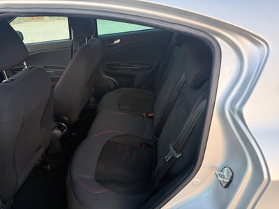 Alfa Romeo Giulietta 1.6 JTDm-2 Distinctive (20)