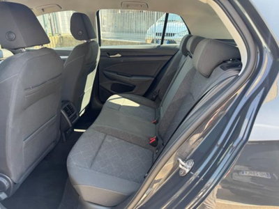 Volkswagen Golf 2.0 tdi Life 115cv (8)