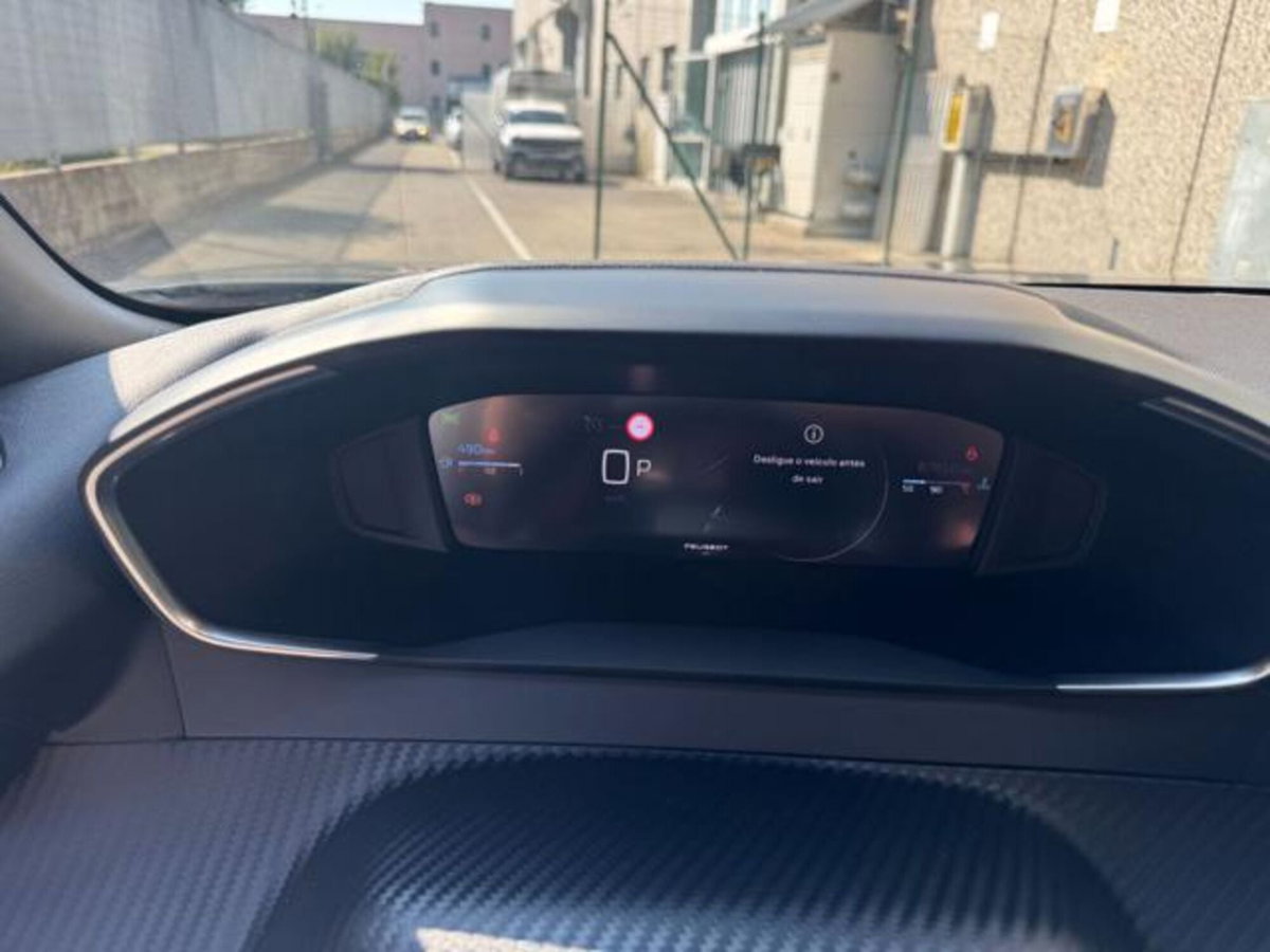 Peugeot 2008 PureTech 130 S&S EAT8 Allure Pack (10)