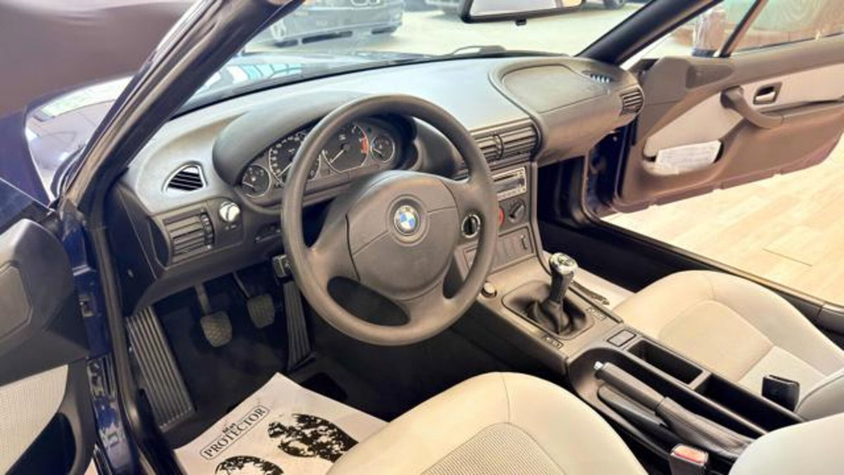 BMW Z3 Cabrio 1.8 cat Roadster (11)