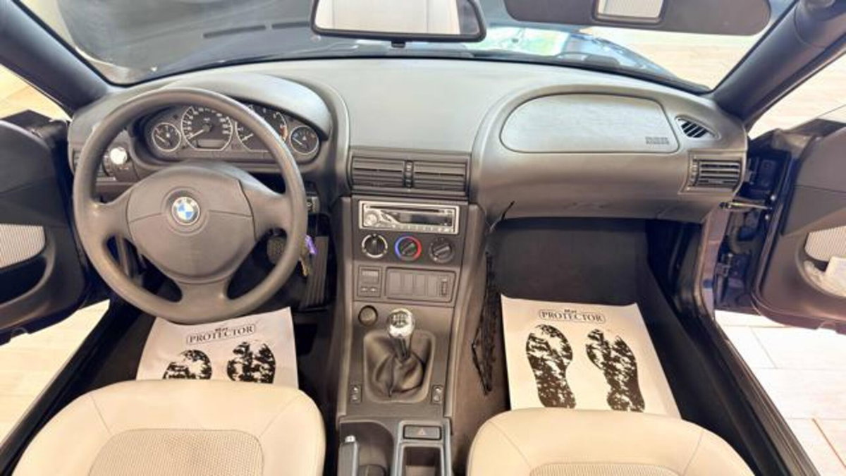 BMW Z3 Cabrio 1.8 cat Roadster (9)