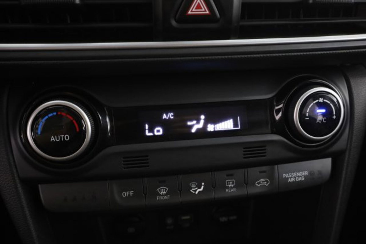 Hyundai Kona 1.6 CRDI 115 CV Classic (11)