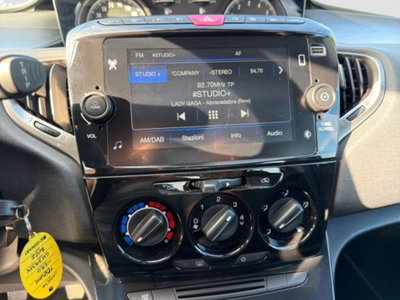 Lancia Ypsilon 1.0 FireFly 5 porte S&S Hybrid Ecochic Silver (17)