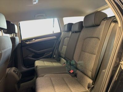 Volkswagen Passat Variant 2.0 TDI SCR EVO DSG Business (10)