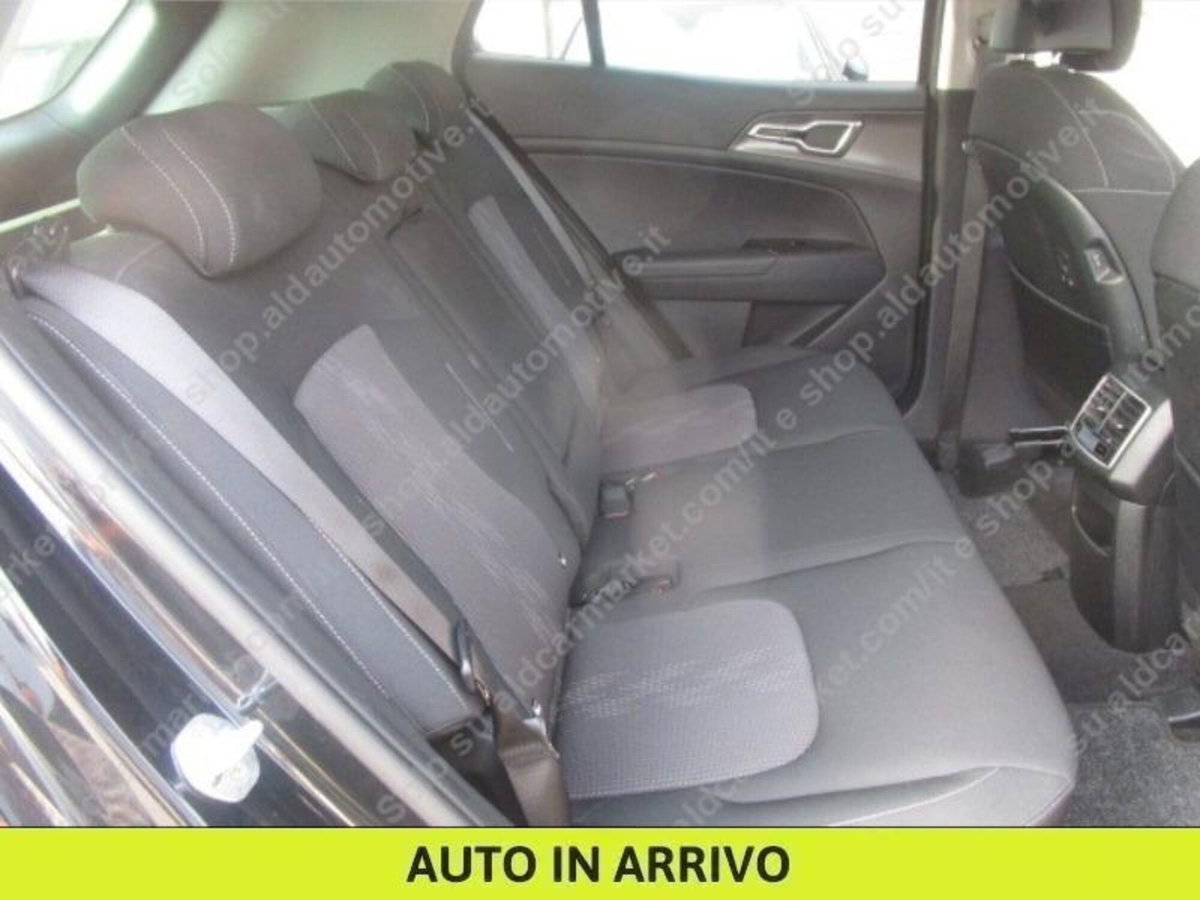 Kia Sportage 1.6 TGDi HEV AT Style (7)
