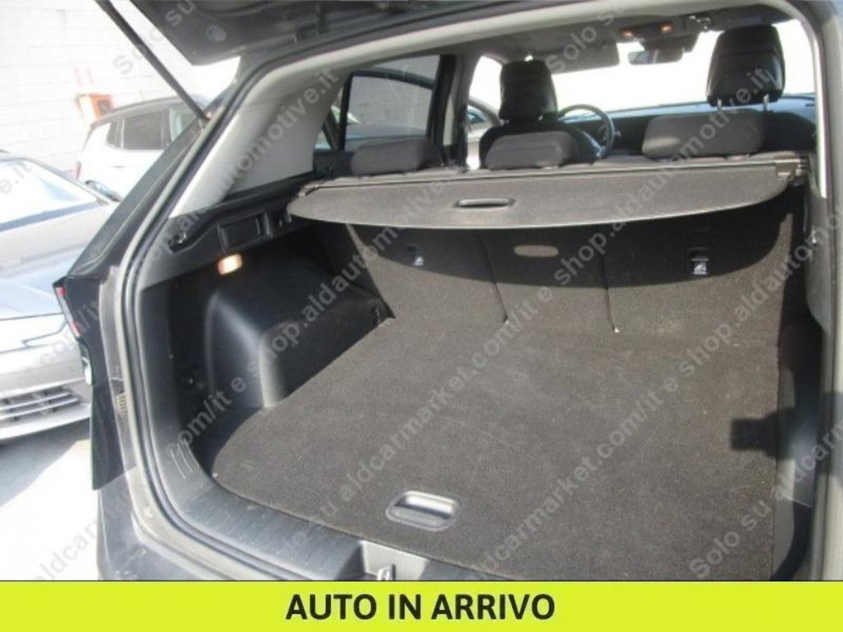 Kia Sportage 1.6 TGDi HEV AT Style (8)
