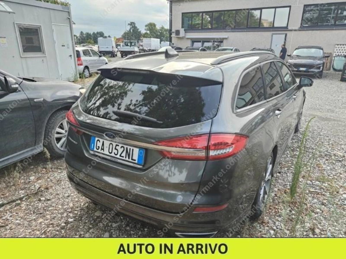 Ford Mondeo Station Wagon Full Hybrid 2.0 187 CV eCVT SW ST-Line Business (3)