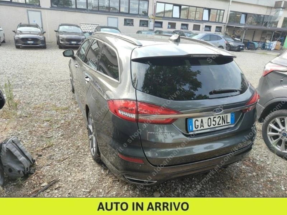 Ford Mondeo Station Wagon Full Hybrid 2.0 187 CV eCVT SW ST-Line Business (4)