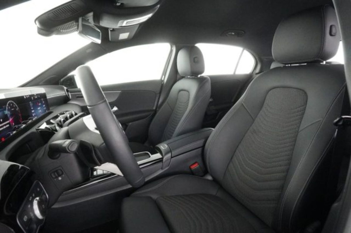 Mercedes-Benz Classe A 180 Progressive Advanced Plus auto (2)