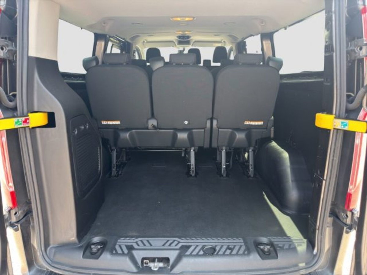 Ford Transit Custom Furgone 320 2.0 TDCi 130 PL Combi Trend (15)