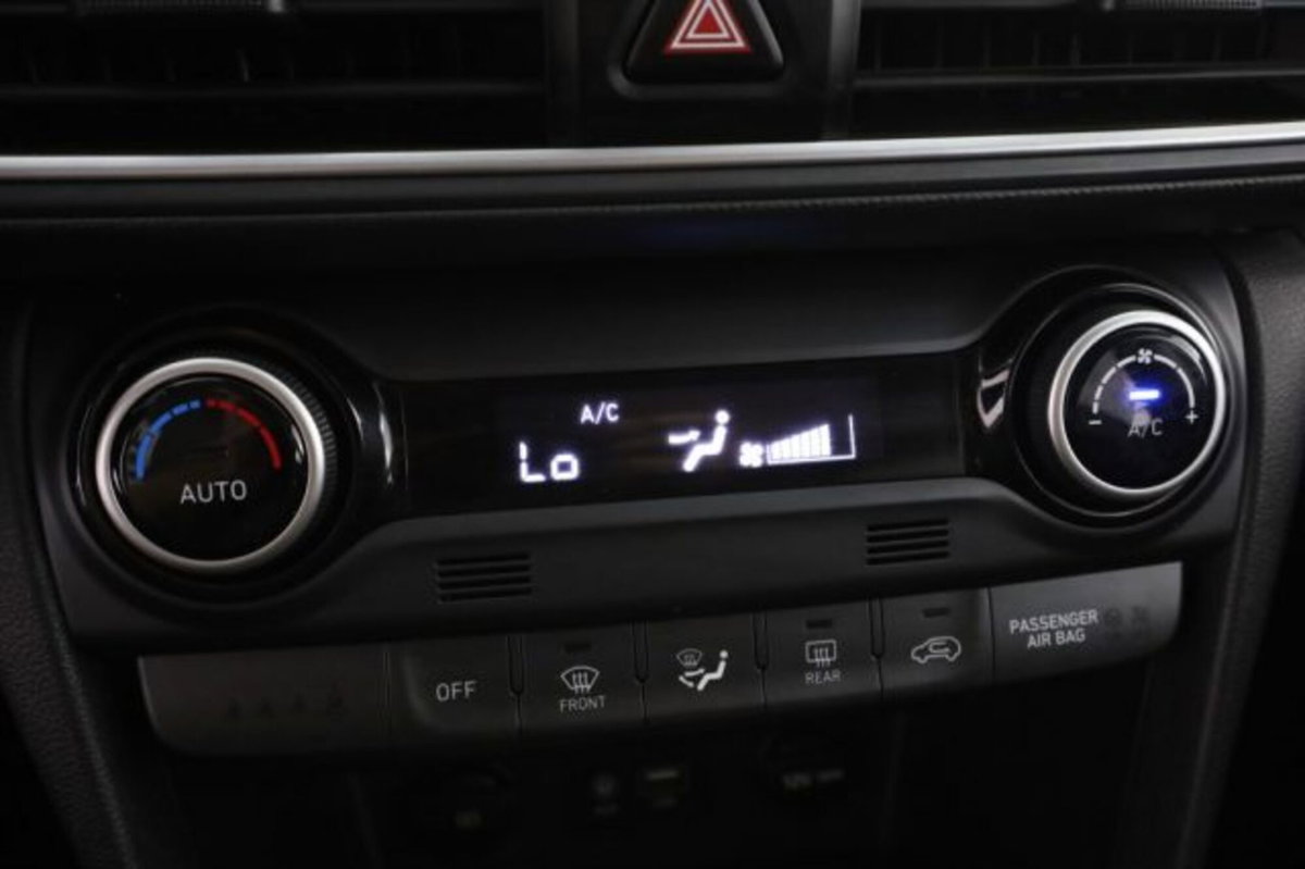 Hyundai Kona 1.6 CRDI 115 CV Classic (11)