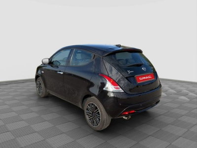 Lancia Ypsilon 1.0 FireFly 5 porte S&S Hybrid Silver Plus (3)