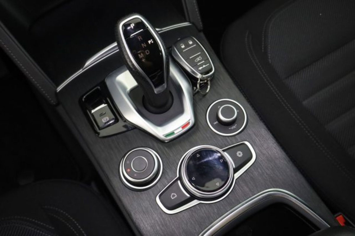 Alfa Romeo Stelvio Stelvio 2.2 Turbodiesel 190 CV AT8 Q4 Super Business (14)