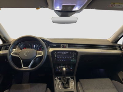 Volkswagen Passat Variant 2.0 TDI SCR EVO DSG Business (11)
