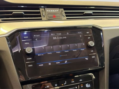 Volkswagen Passat Variant 2.0 TDI SCR EVO DSG Business (16)